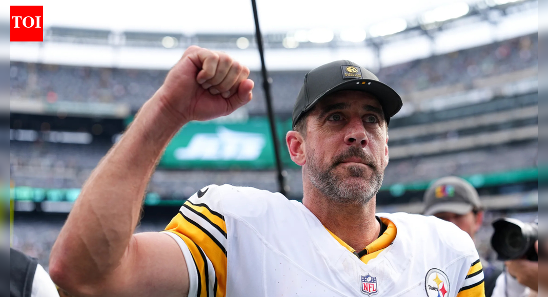 Aaron Rodgers injury update: Pittsburgh Steelers head coach weighs in on star quarterback’s wrist injury ahead of Week 12
