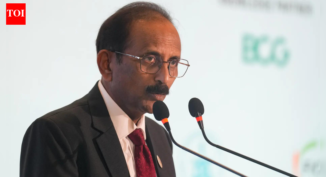 SBI chairman calls for financial data, infra grid