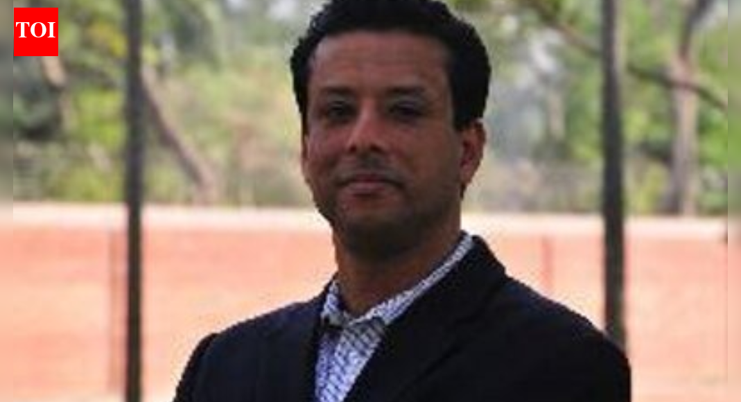 <div>'Did not receive any threat': Sheikh Hasina's son responds to questions on US pressure; reacts to mother's death sentence order</div>