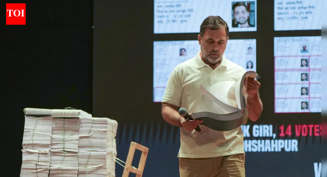 ‘जहरीली बयानबाजी’: 272 प्रतिष्ठित नागरिकों ने राहुल गांधी के खिलाफ लिखा पत्र; कांग्रेस पर निराधार दावे करने का आरोप | भारत समाचार