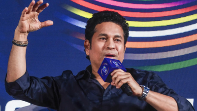 ‘Little boy with hair like Baba’: Sachin Tendulkar recalls first meeting with Sathya Sai Baba; pays tribute at centenary