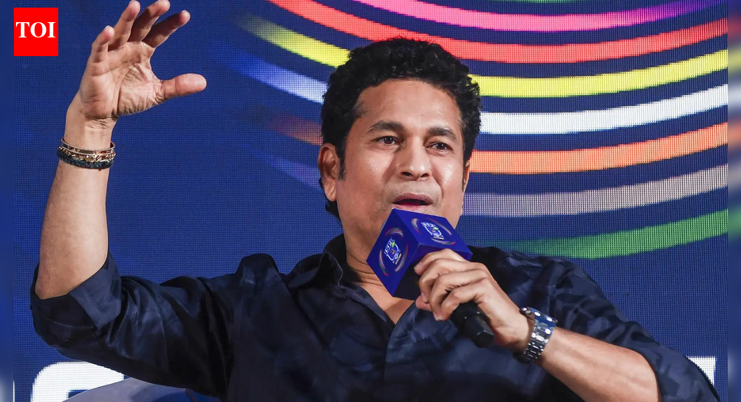 ‘Little boy with hair like Baba’: Sachin Tendulkar recalls first meeting with Sathya Sai Baba; pays tribute at centenary
