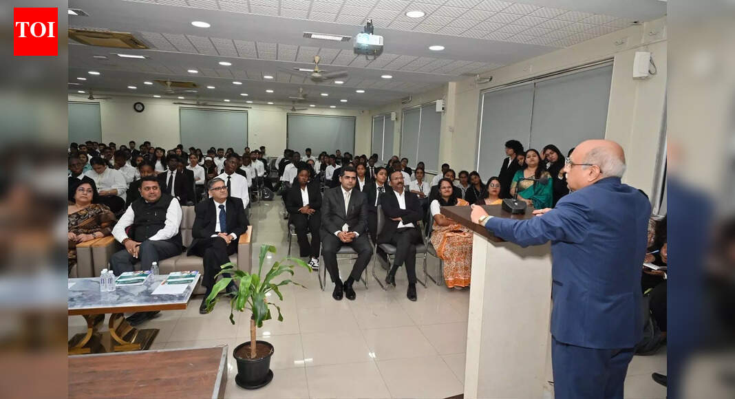 Vishwakarma University hosts alternative dispute resolution, healthcare summit 2025