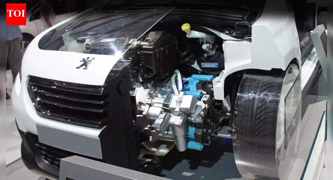 Stellantis India plans Rs 10,000 Cr exports by ‘26, Citroen eyes 2k units/month locally