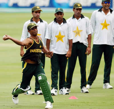 Ex-Pakistan captains in trouble! Cyber Crime Agency launches probe against Rashid Latif; Wasim Akram also under scanner