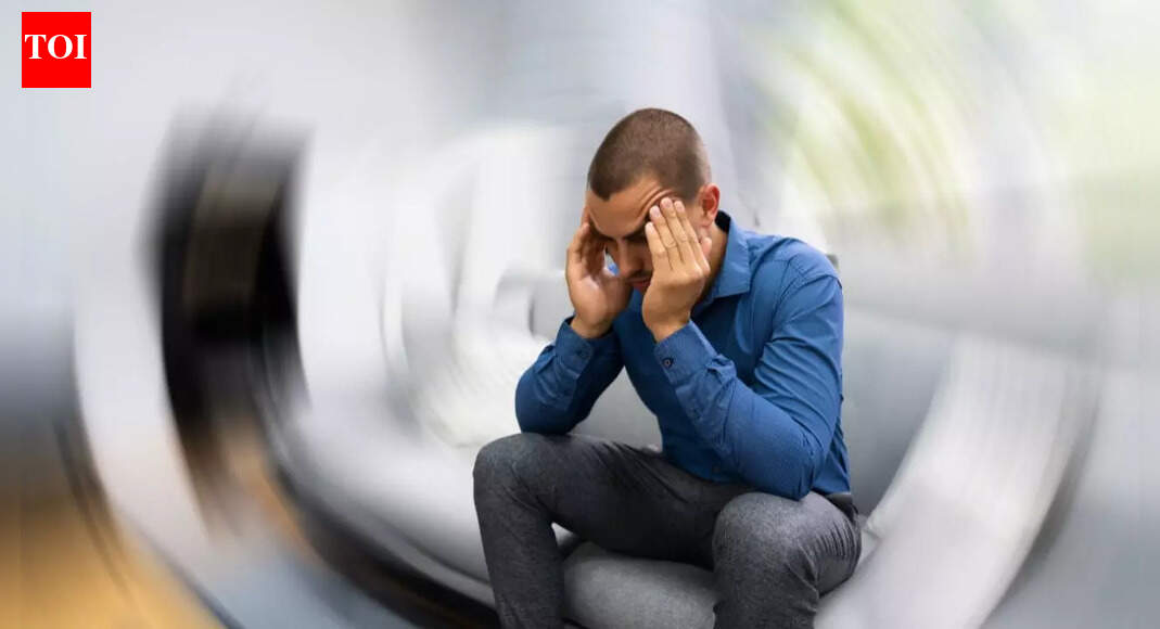 Stroke vs. Seizure: How to spot the difference, early symptoms, causes, and who is more at risk