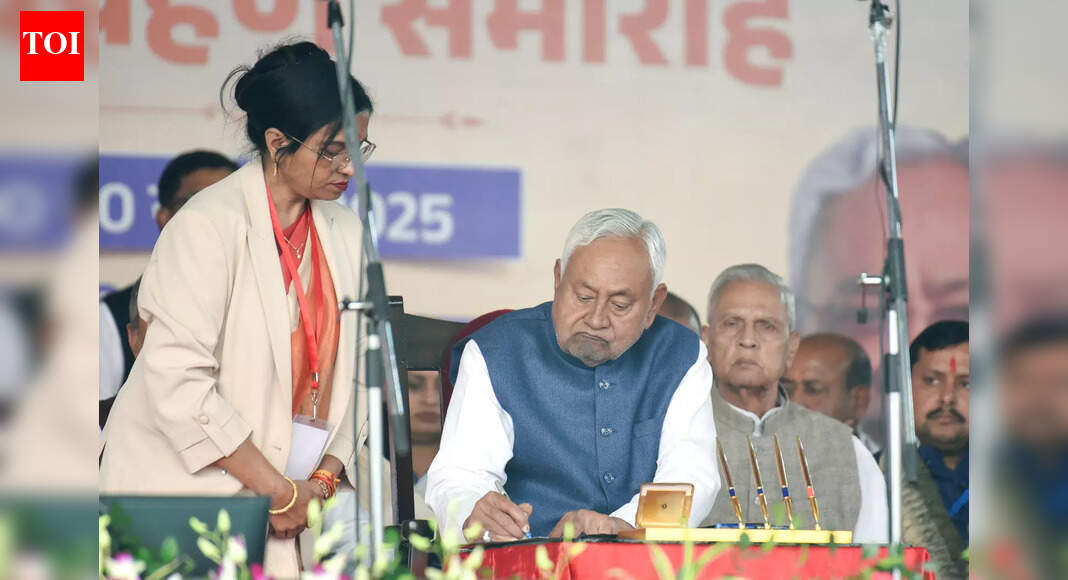 Nitish 10.0: The veteran logs in once more