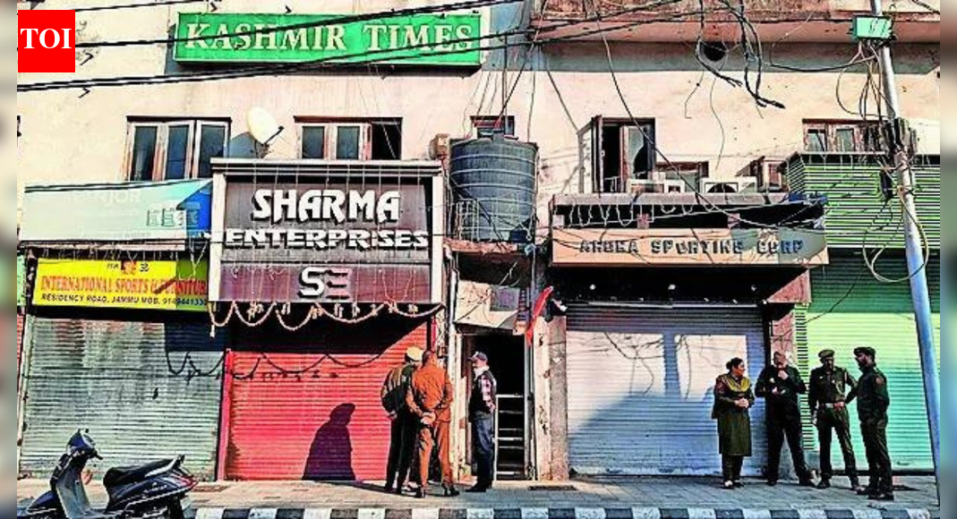 J&K: Kashmir Times office searched overalleged links to secessionist plot; SIA seizes arms, ammo
