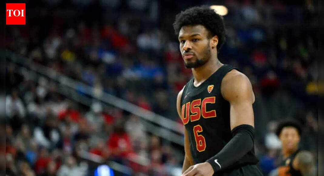 Bronny James steps into dad LeBron James' shoes as Los Angeles Lakers assign him to G League