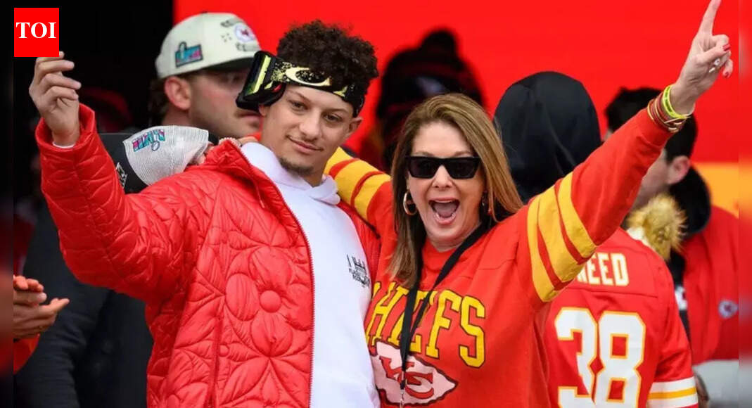 “Not be able to walk”: Patrick Mahomes’ mom Randi shares emotional health confession after completing challenging Colorado hike