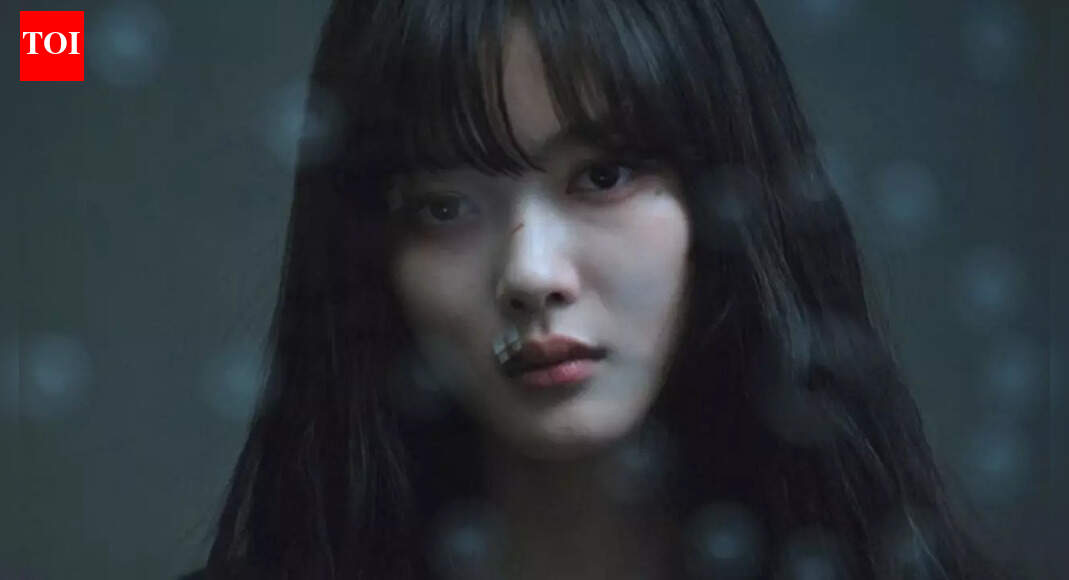 Kim Yoo Jung's ‘Dear X’ tops charts worldwide, reaches top position in 108 countries