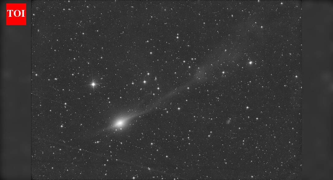 Why Harvard astronomer Avi Loeb thinks 3I/ATLAS is defying comet physics