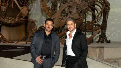 Shah Rukh Khan and Salman Khan visit Abu Dhabi museum, pose with giant dinosaur fossil; fans say, ‘Lately I’ve seen SRK more with him than Gauri’