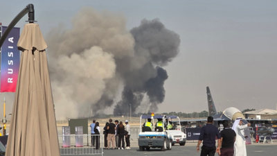 Air disaster: Indian fighter jet crashes in Dubai; fate of pilot unknown - watch