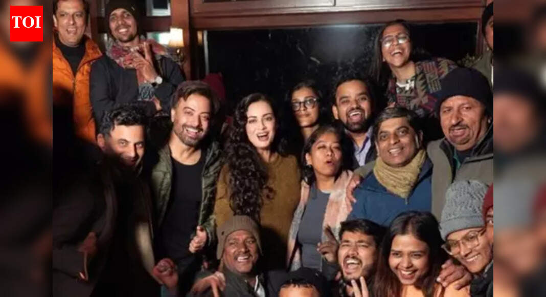 Dia Mirza–Rahul Bhat wrap shoot; Team celebrates with joy, Kanwal Sethi’s love story nears completion