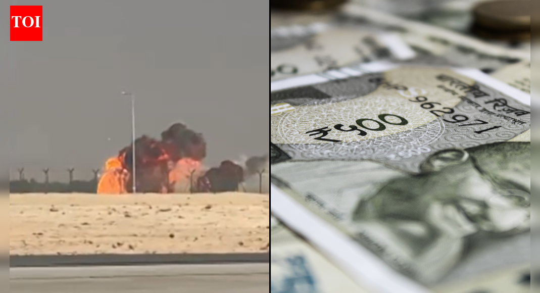 <div>Evening news wrap: Tejas jet crashes during Dubai airshow; rupee hits all time low & more</div>