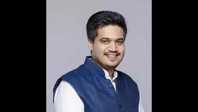 Oppn slams CM, BJP netas as kin win unopposed