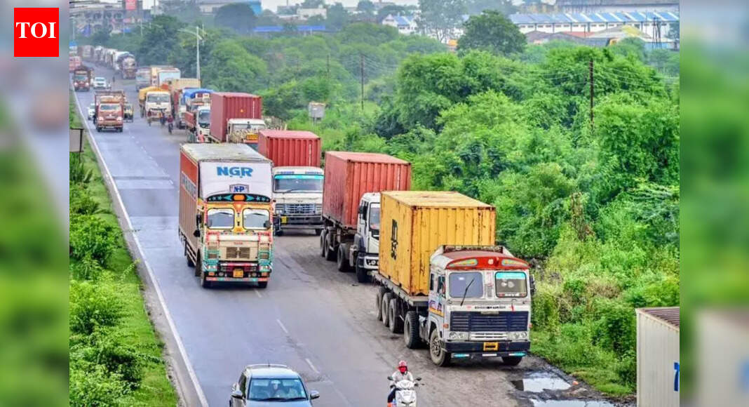 Pune RTO acts against heavy vehicles violating traffic rules on Pune ...