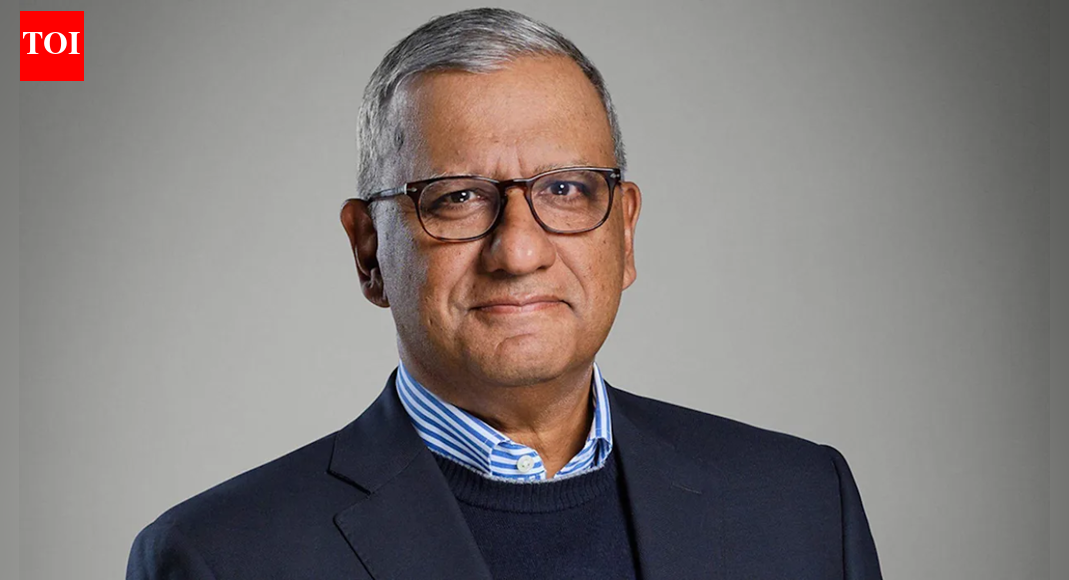 <div>Indian-origin BBC board member Shumeet Banerji resigns, cites 'governance issues'</div>