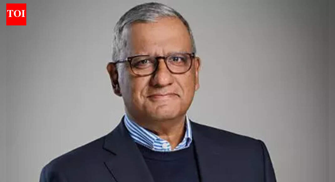 <div>Who is Shumeet Banerji? Indian-origin BBC board member who quit over 'governance failures'</div>