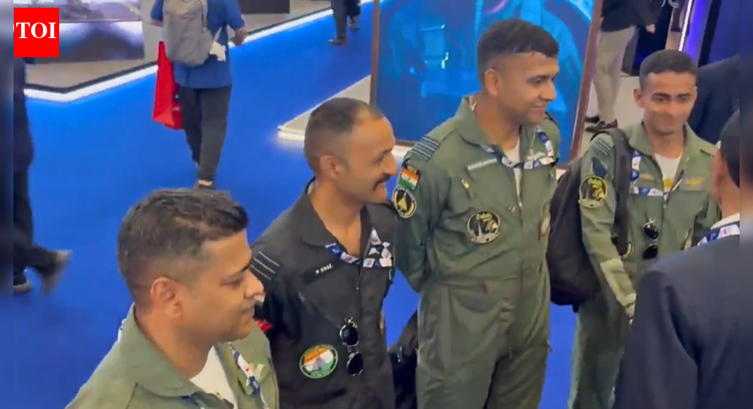 Dubai Tejas crash: Pilot Namansh Syal seen smiling with officials moments before tragedy – video