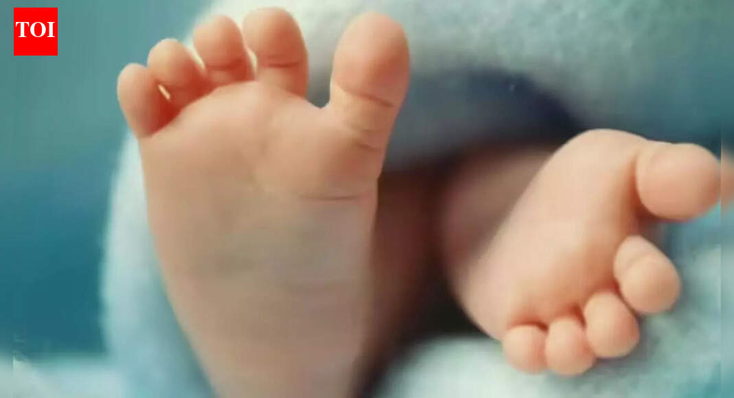 9-month-old girl found abandoned on Alappuzha–Chennai Express; RPF rescues infant