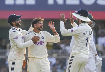 IND vs SA, 2nd Test: Kuldeep Yadav shines with three wickets; South Africa 247/6 at stumps on Day 1