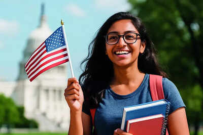 Top 5 US universities hosting the highest number of international students