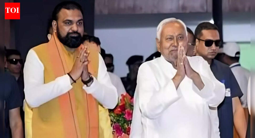 Nitish losing grip: Oppn; JD(U) defends allocation of portfolios