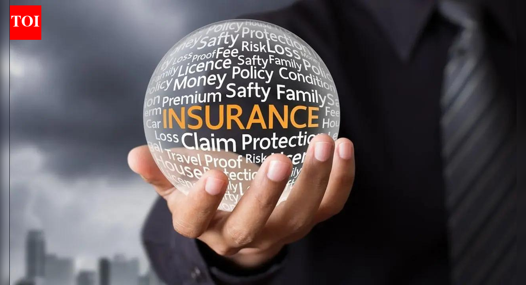 India mulls rolling out insurance in airfares to enable last-min cancellation refunds