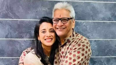 Smriti Mandhana wedding postponed: Who is Shriniwas Mandhana? Indian batter's father hospitalised