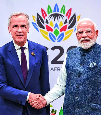 India, Canada PMs meet, set $50billion trade target by 2030