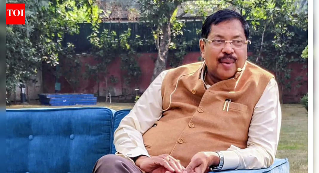 <div>HC CJ retired, escaped probe for NCLAT 'interference': CJI Gavai</div>