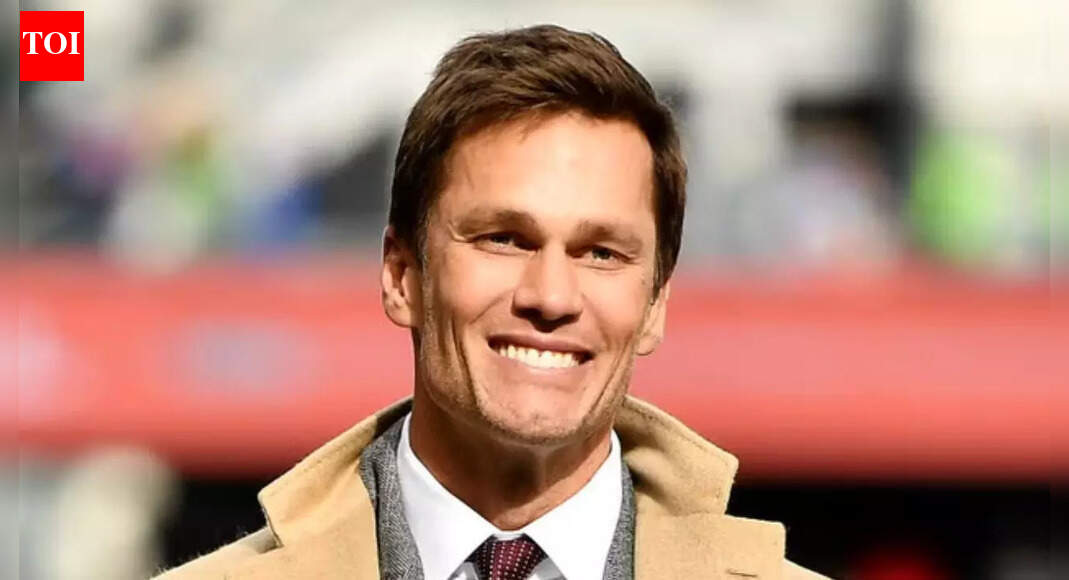 Did Tom Brady just say the N-word live on air? Millions rewatch viral Cowboys-Eagles clip after GOAT's near-slip fuels intense debate