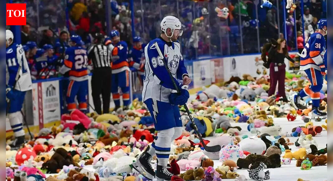 Teddy bears rain down in Syracuse as fans transform the arena into a plush-covered playground of kindness