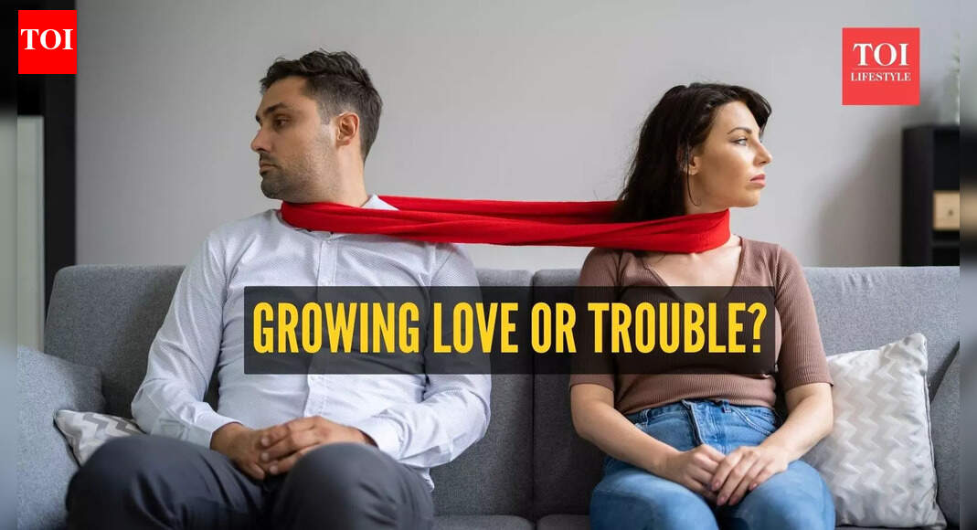 5 signs your relationship is growing vs 5 signs it’s in trouble