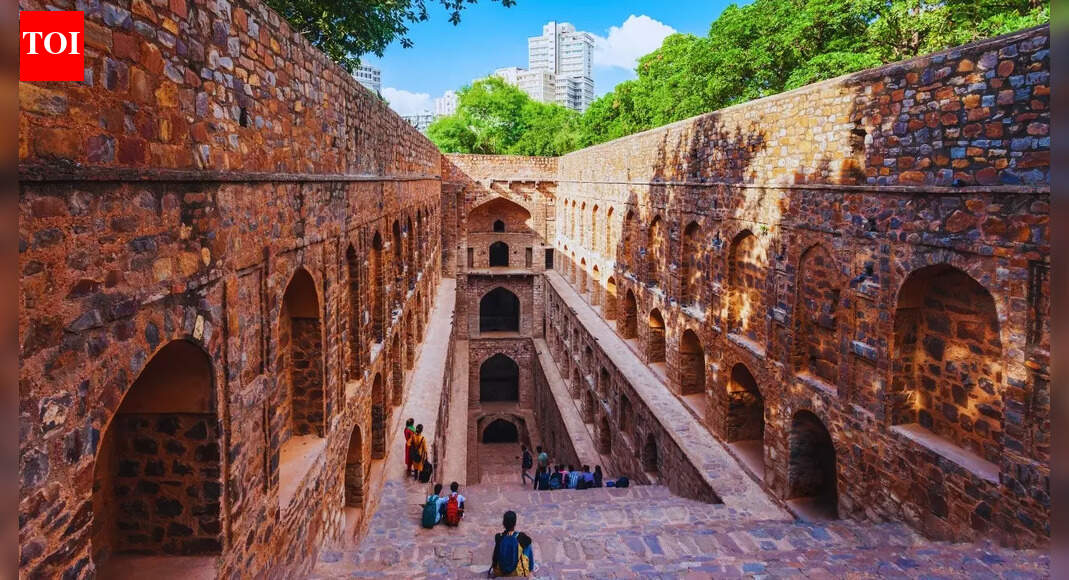 Tourist attractions in Delhi that are surrounded by supernatural tales of djinns and spirits