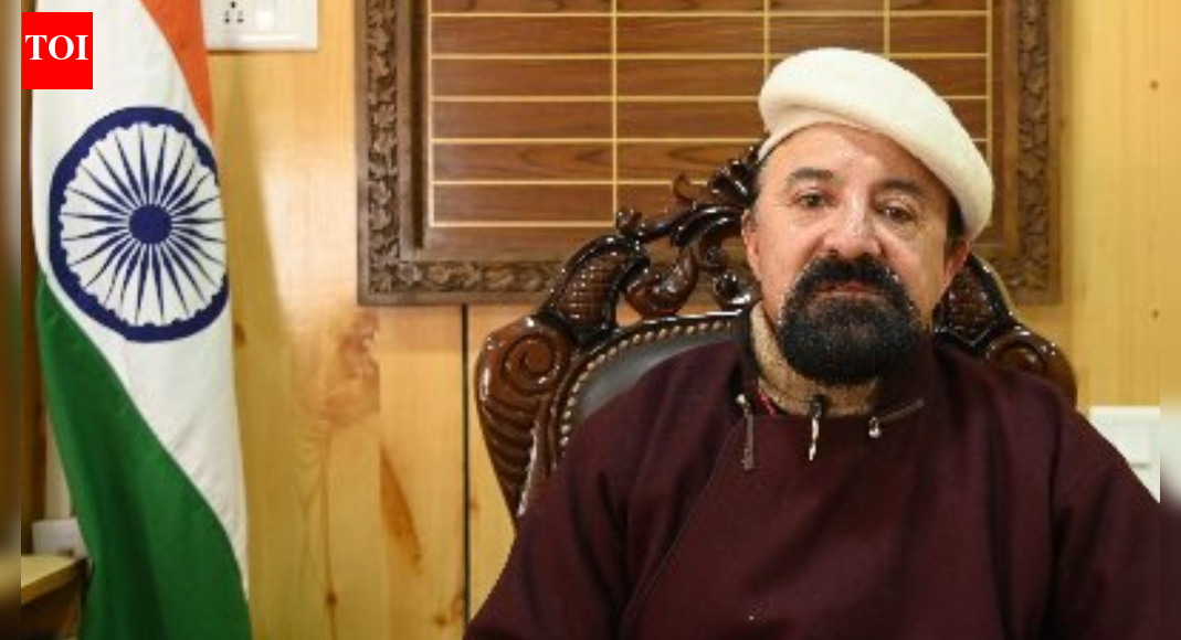 Kargil council chief accuses Ladakh LG of bias, flags hospital, connectivity gaps