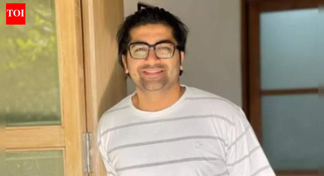 Malhar Thakar pays tribute to Dharmendra, shares his vintage photo