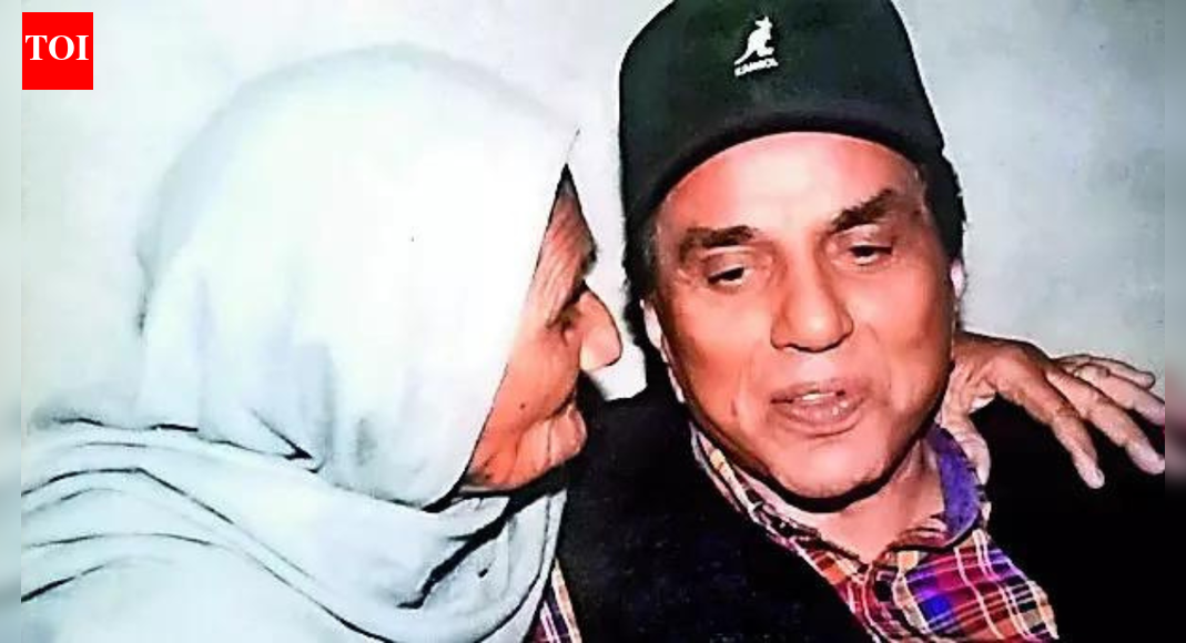 Dharmendra passes away: Pal Pal Dil Ke Paas... Where he'll always be 'our Dharam'