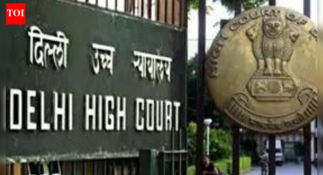 <div>HC seeks govt reply to Agusta accused's plea</div>