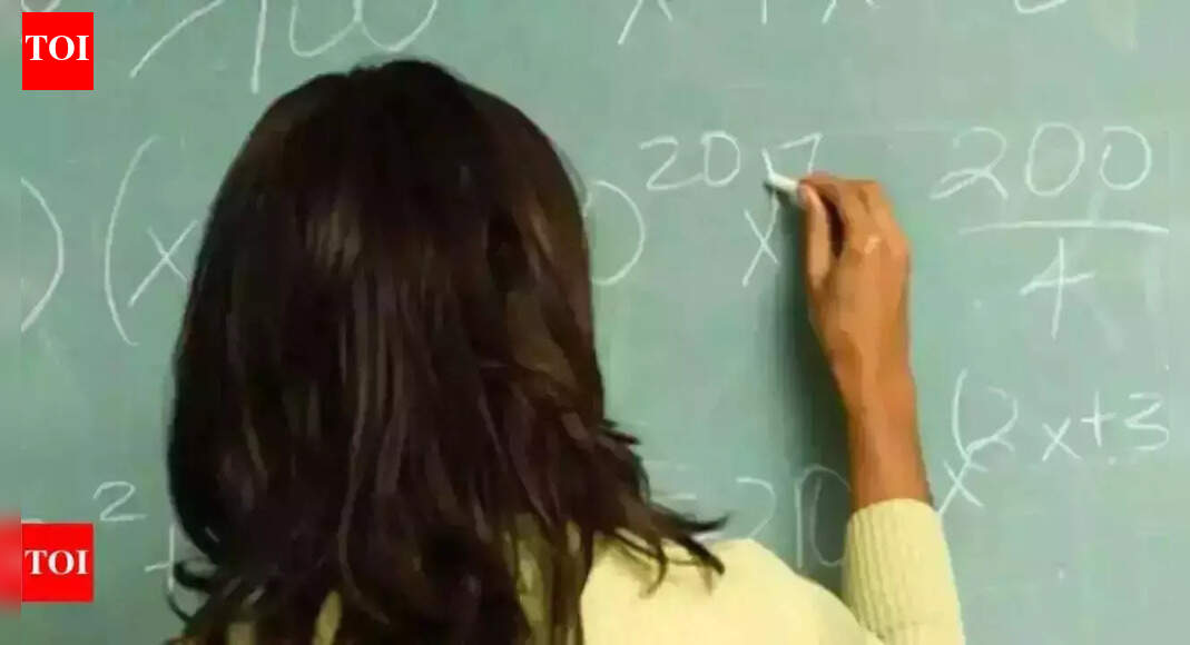 Mumbai: BMC makes counting mistake, teachers to return salary