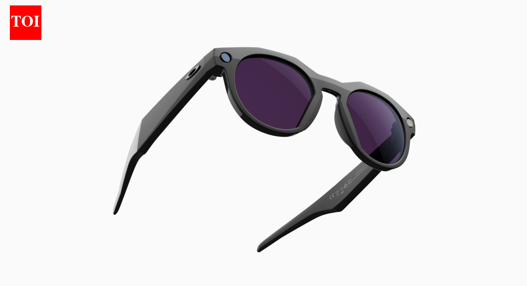 Oakley Meta HSTN Smart Glasses launches in India on December 1 with fitness tracking, Hindi-speaking Meta AI, and UPI integration