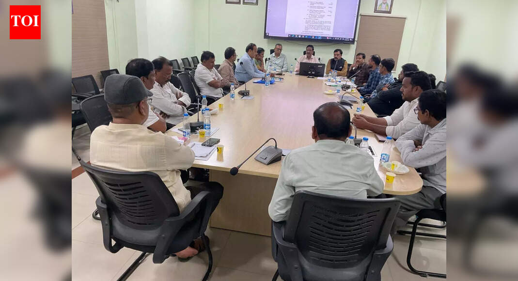 Andhra Pradesh: No parallel body to veterinary council will be allowed to function, says Dr Lakshmaiah