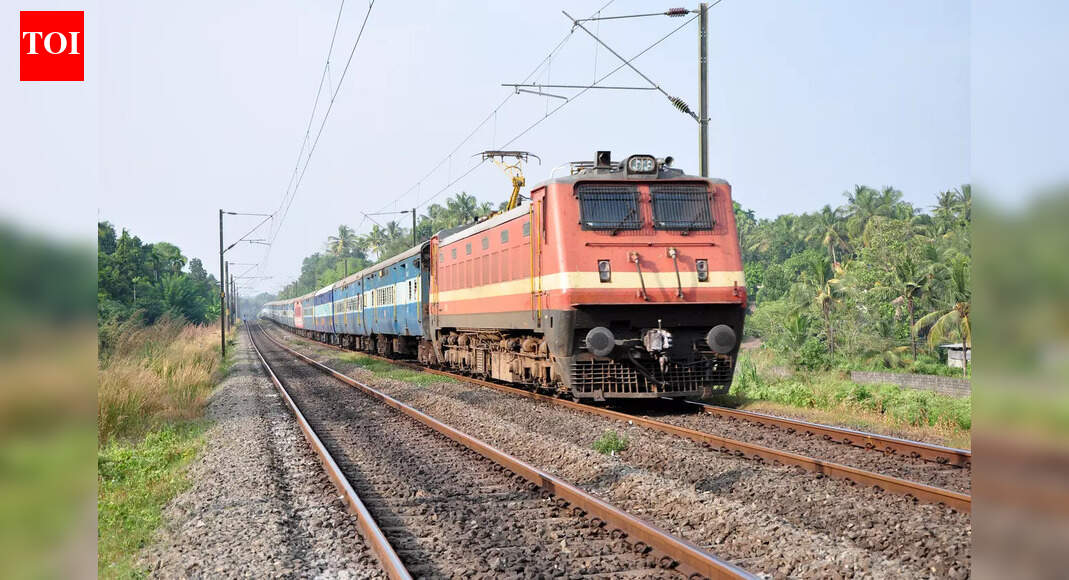 4 railway jobs closing soon that you should apply for now: Check details here
