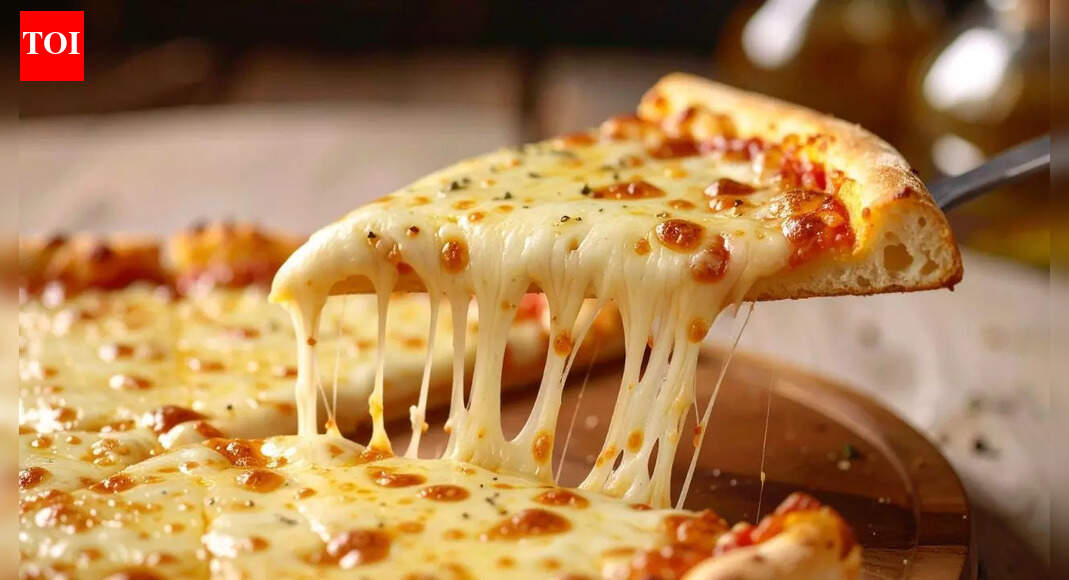 Cheese consumption and dementia risk: What your weekly cheese habit may reveal about future brain health