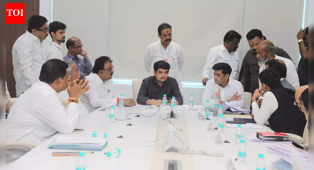 65 KDMC illegal buildings: Relief plan for residents in works; action against developers urged