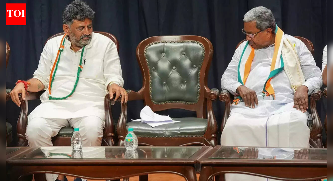 <div>Karnataka CM row: Siddaramaiah wants high command to decide soon; Jarkiholi confirms push citing DKS' ambition</div>