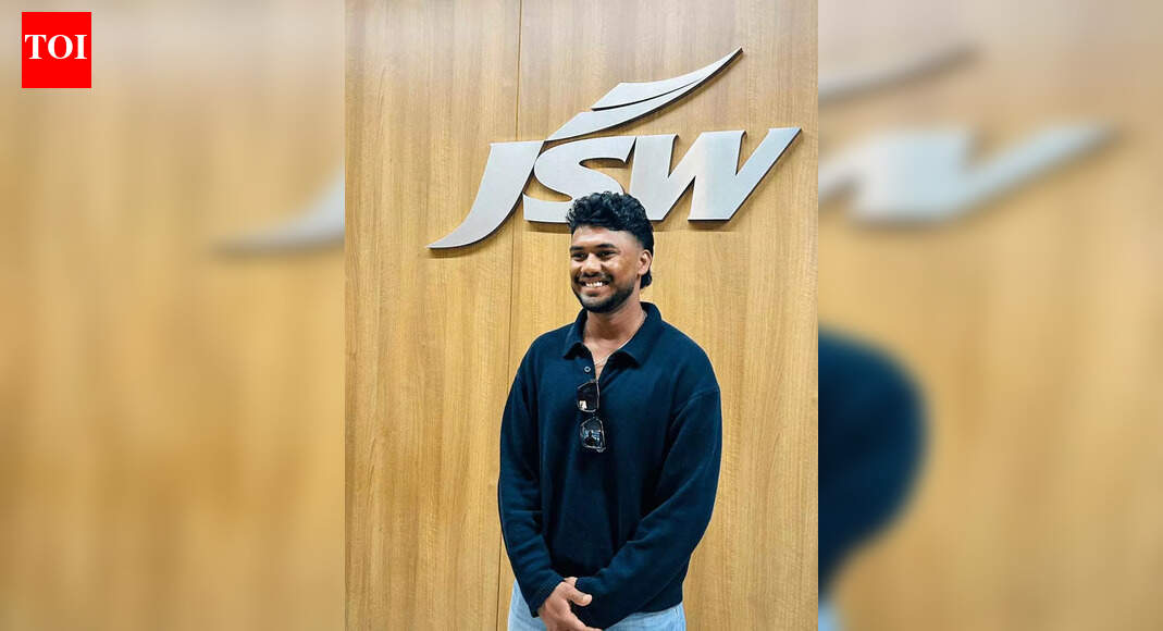 JSW Sports signs rising Rajasthan teenage cricketer Kartik Sharma | Jaipur News