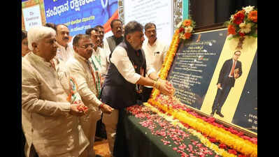 Midnight meeting between Shivakumar, Jarkiholi intensifies churn in Cong